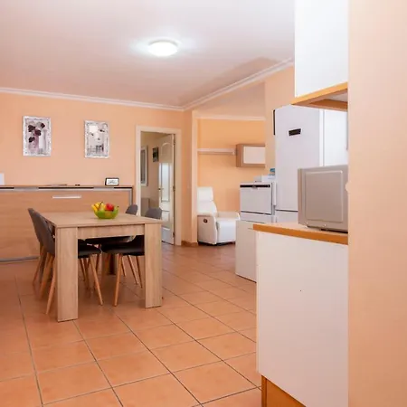 Homeforguest Spacious And Bright Flat On The La Tejita * Гранадилла-де-Абона